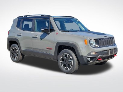 New 2023 Jeep Renegade Trailhawk w/ Sun/Sound Group