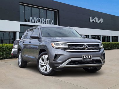 Used 2023 Volkswagen Atlas SE w/ Panoramic Sunroof Package