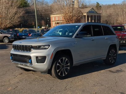 New 2024 Jeep Grand Cherokee Overland w/ Advanced Protech Group III