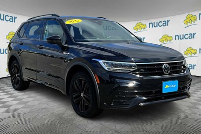 Used 2022 Volkswagen Tiguan SE R-Line