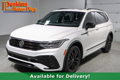 Used 2022 Volkswagen Tiguan SE R-Line