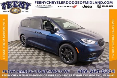 New 2025 Chrysler Pacifica Limited