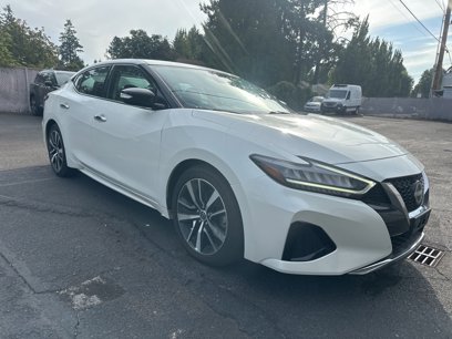 Used 2023 Nissan Maxima SV w/ Floor Mat Group