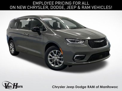 New 2025 Chrysler Pacifica Select