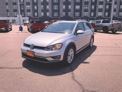 Used 2017 Volkswagen Golf Alltrack