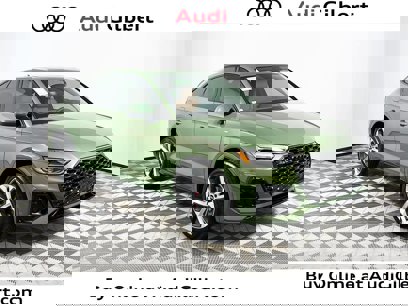 New 2025 Audi Q5 2.0T Premium Plus