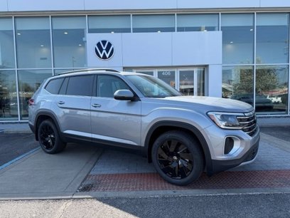 New 2025 Volkswagen Atlas SE