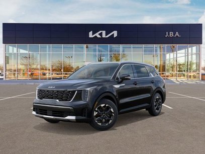 New 2025 Kia Sorento S