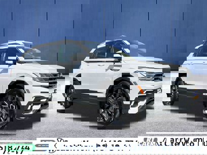 Certified 2022 Volkswagen Tiguan SE w/ Panoramic Sunroof Package