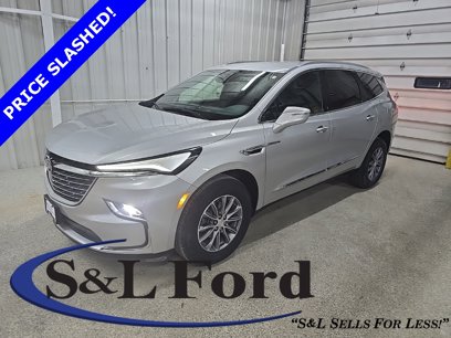 Used 2022 Buick Enclave Essence