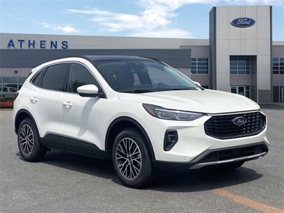 New 2024 Ford Escape SE w/ PHEV Premium Package