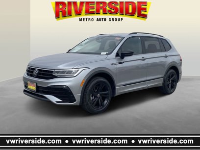 New 2024 Volkswagen Tiguan SE R-Line