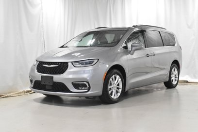 Used 2021 Chrysler Pacifica Touring