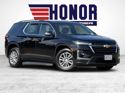 Used 2023 Chevrolet Traverse LT