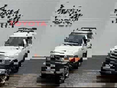 Used 2012 Toyota FJ Cruiser 2WD w/ Convenience Pkg