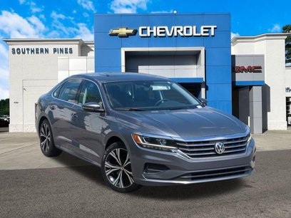 Used 2022 Volkswagen Passat 2.0T SE