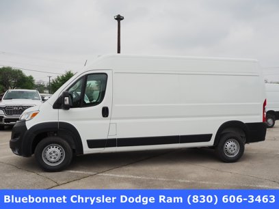 New 2025 RAM ProMaster 2500 w/ Convenience Group