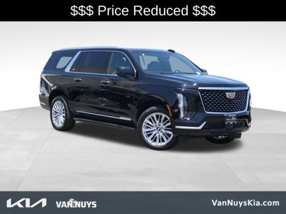 Used 2025 Cadillac Escalade ESV Premium Luxury