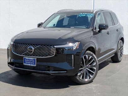New 2025 Volvo XC90 T8 Plus w/ Protection Package Premier