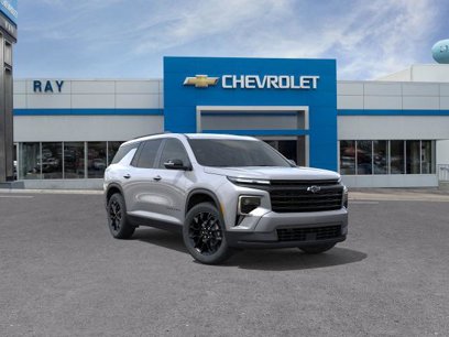 New 2025 Chevrolet Traverse LT w/ Midnight/Sport Edition