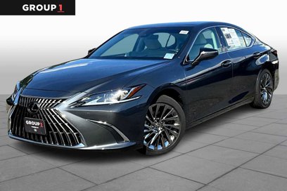 Used 2025 Lexus ES 350 w/ Luxury Package