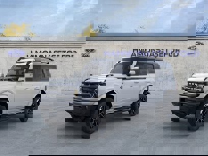 New 2024 Ford Bronco Outer Banks
