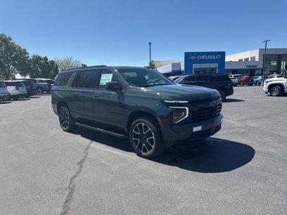 New 2025 Chevrolet Suburban RST