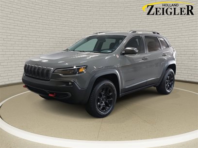 Used 2019 Jeep Cherokee Trailhawk w/ Cold Weather Group
