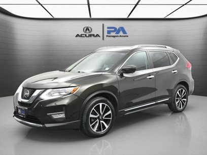Used 2017 Nissan Rogue SL