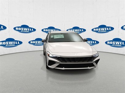 New 2025 Hyundai Elantra SEL