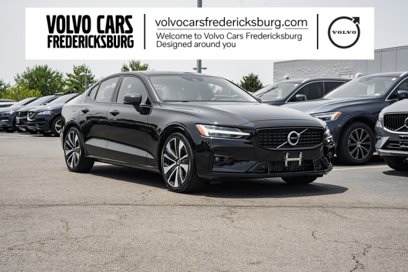 Used 2022 Volvo S60 B5 Momentum w/ Premium Package