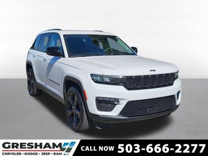 Used 2023 Jeep Grand Cherokee Limited w/ Black Appearance Package