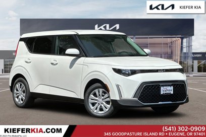 New 2025 Kia Soul LX