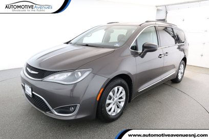 Used 2017 Chrysler Pacifica Touring-L