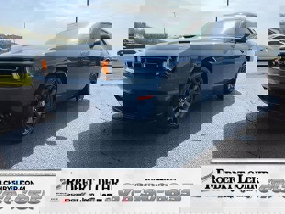 Used 2020 Dodge Challenger SXT w/ Blacktop Package
