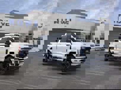 New 2025 Ford F350 4x4 Crew Cab Super Duty