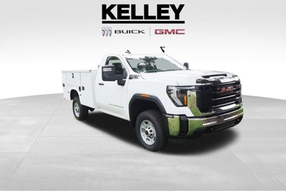 New 2024 GMC Sierra 2500 Pro w/ Convenience Package