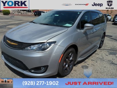 Used 2019 Chrysler Pacifica Touring-L