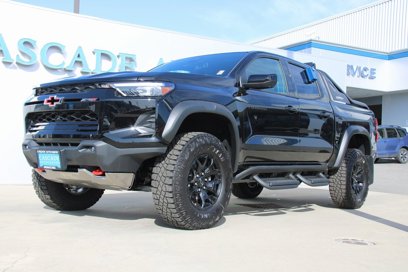 New 2025 Chevrolet Colorado ZR2 w/ Midnight Edition
