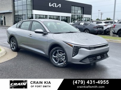 New 2025 Kia K4 LXS