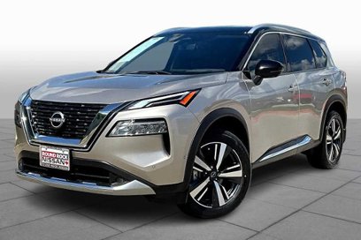 Certified 2022 Nissan Rogue Platinum w/ Head-Up Display Package