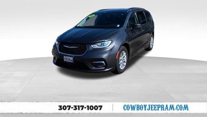 Used 2022 Chrysler Pacifica Touring-L