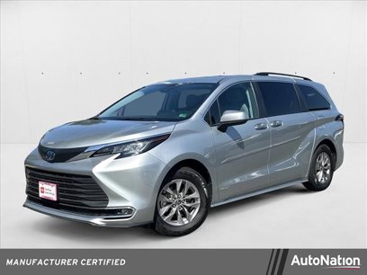 Used 2021 Toyota Sienna XLE