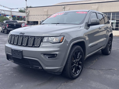 Used 2019 Jeep Grand Cherokee Altitude