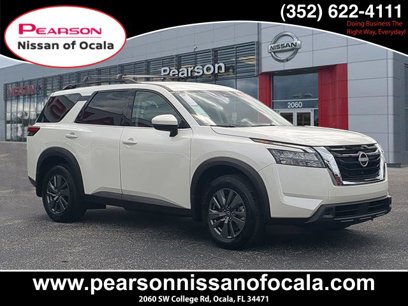Used 2024 Nissan Pathfinder SV