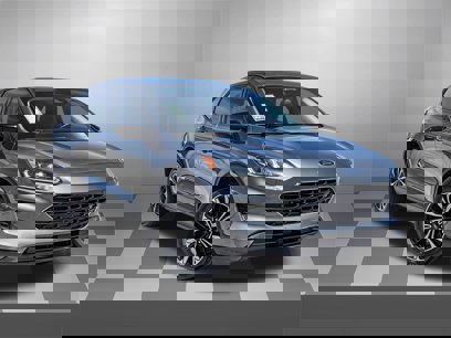 Used 2022 Ford Escape SE w/ SE Sport Appearance Package