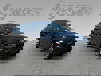 New 2025 Hyundai Elantra SEL
