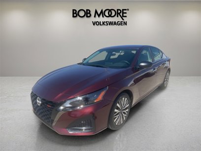 Used 2025 Nissan Altima 2.5 SV
