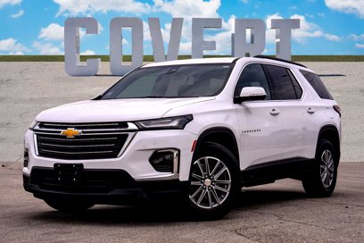 Used 2023 Chevrolet Traverse LT