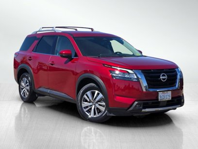 Used 2023 Nissan Pathfinder SL
